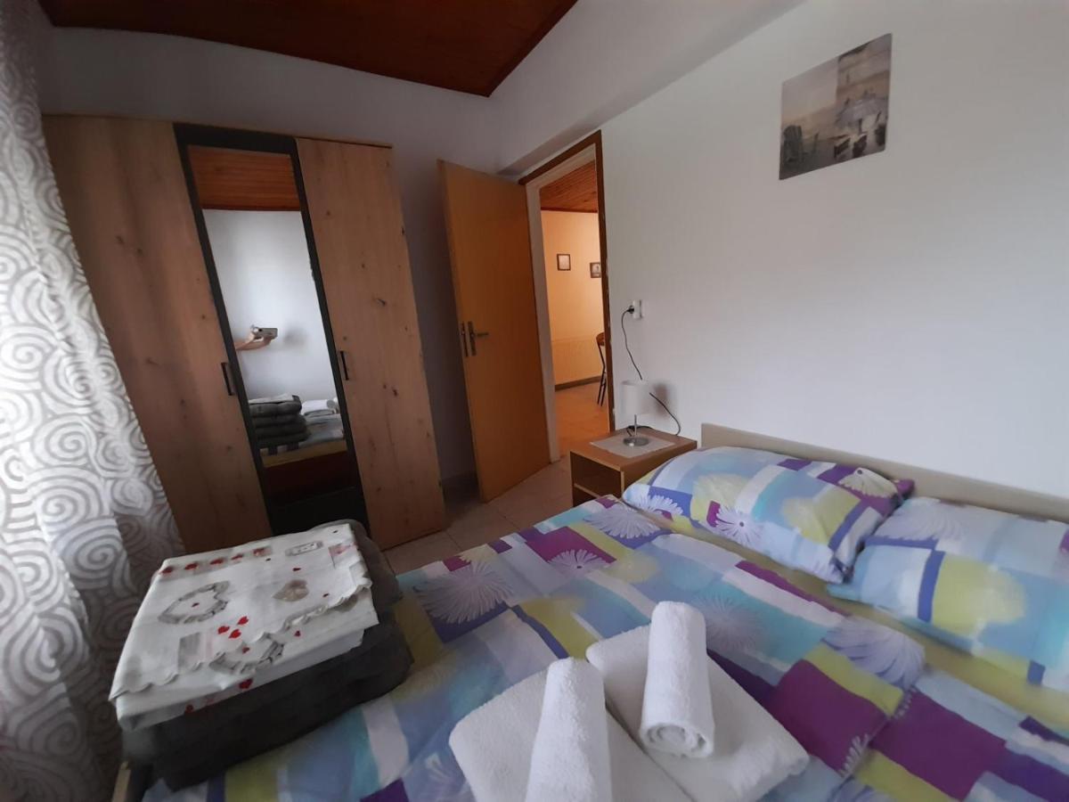 Apartment Tariba Supetarska Draga Exterior foto